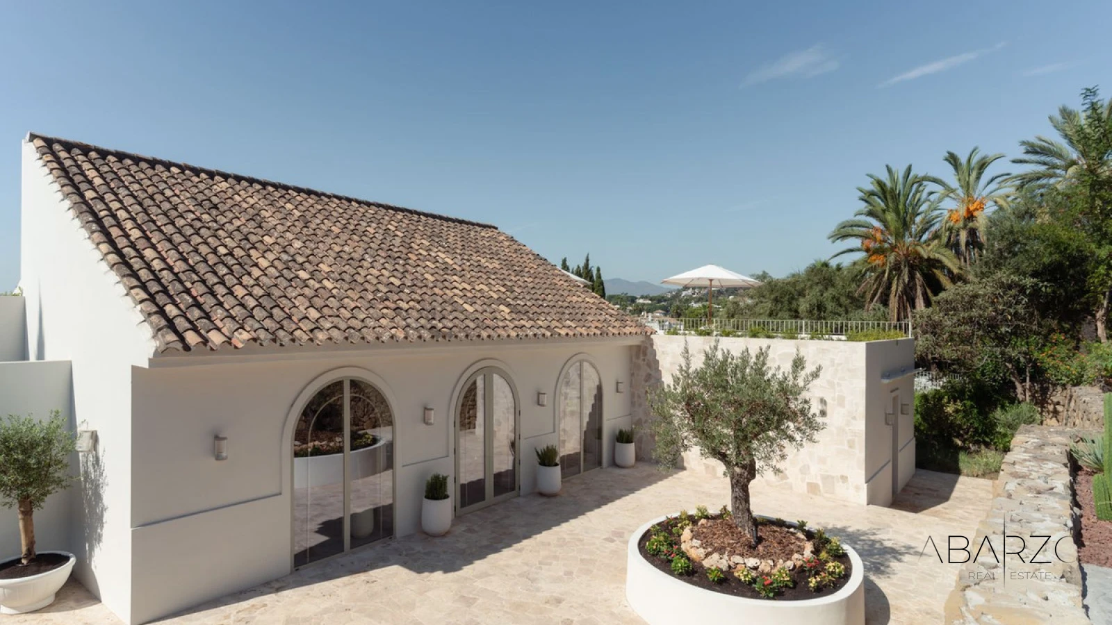 Mediterranean Villa in Nueva Andalucía with Mountain Views and Private Pool — interior, Nueva Andalucía, Marbella (31 of 41)