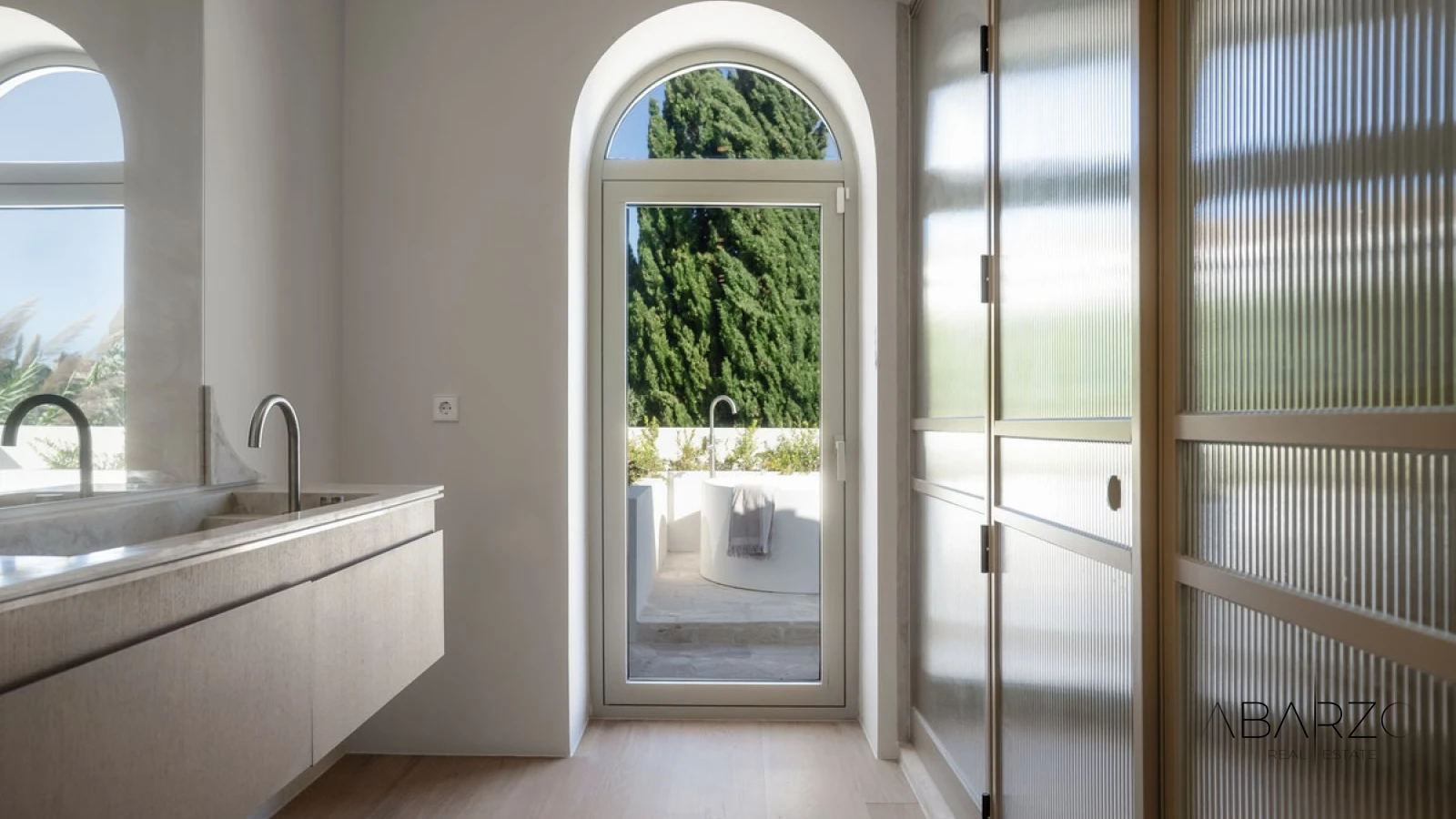 Mediterranean Villa in Nueva Andalucía with Mountain Views and Private Pool — interior, Nueva Andalucía, Marbella (27 of 41)