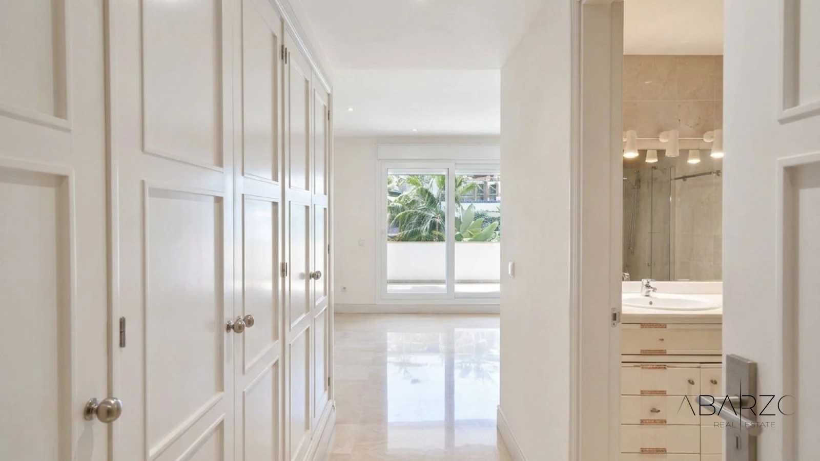 Beachfront Apartment in Las Cañas Beach, Golden Mile, Marbella — interior, Marbella Centro, Marbella (11 of 20)