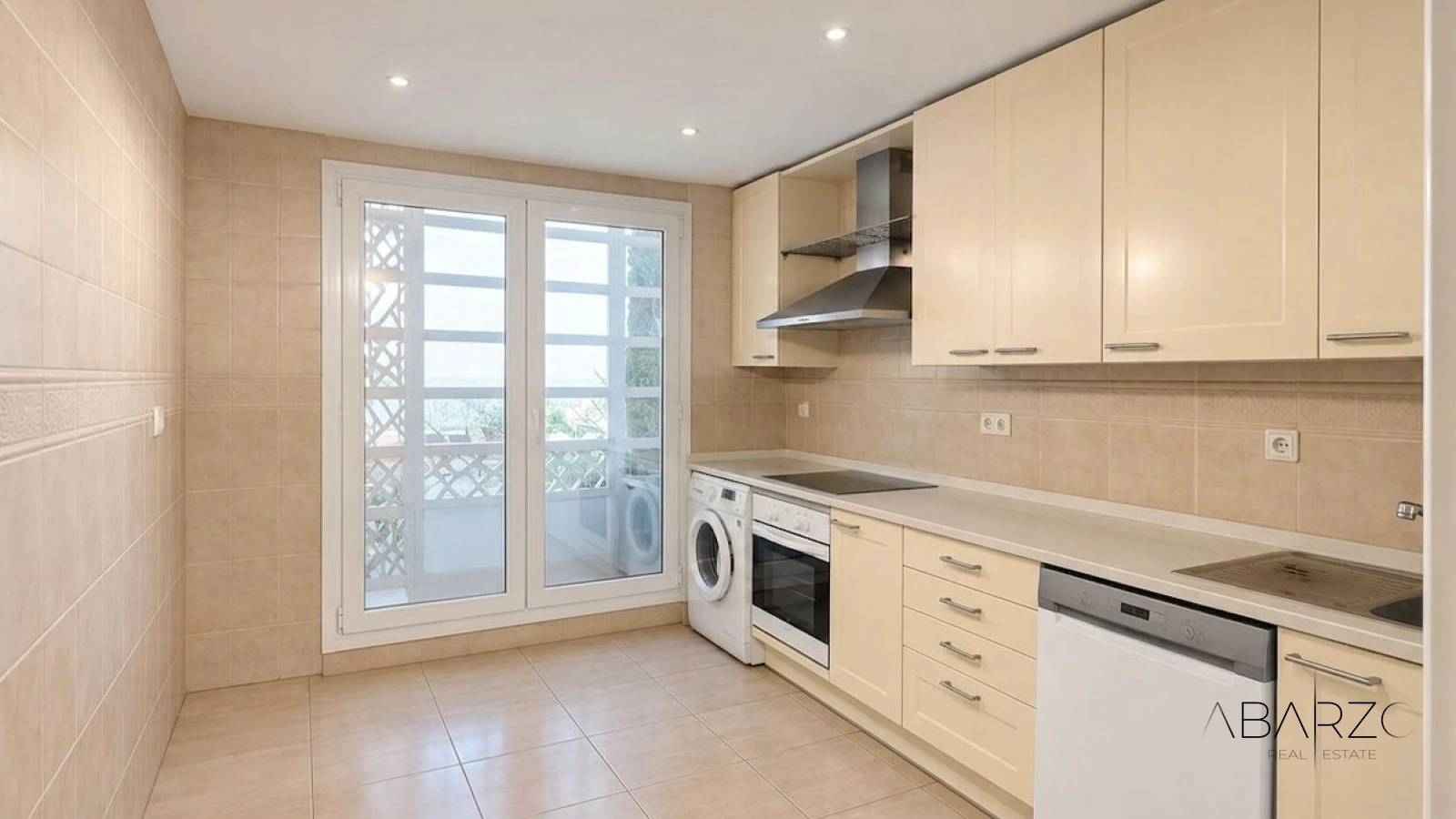 Beachfront Apartment in Las Cañas Beach, Golden Mile, Marbella — interior, Marbella Centro, Marbella (8 of 20)