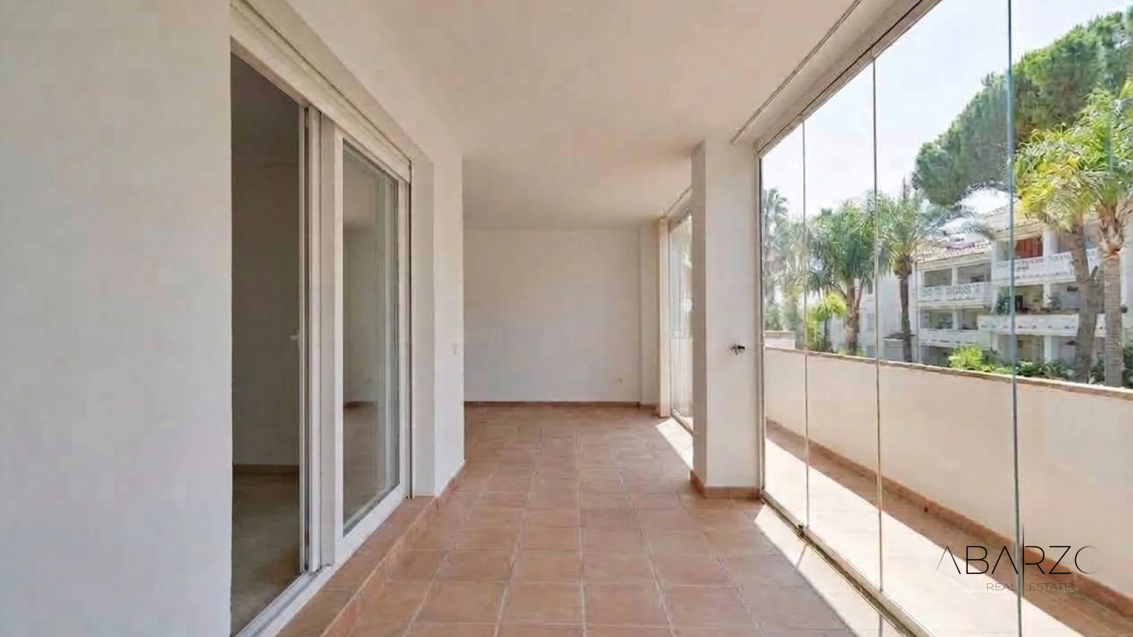 Beachfront Apartment in Las Cañas Beach, Golden Mile, Marbella — interior, Marbella Centro, Marbella (6 of 20)