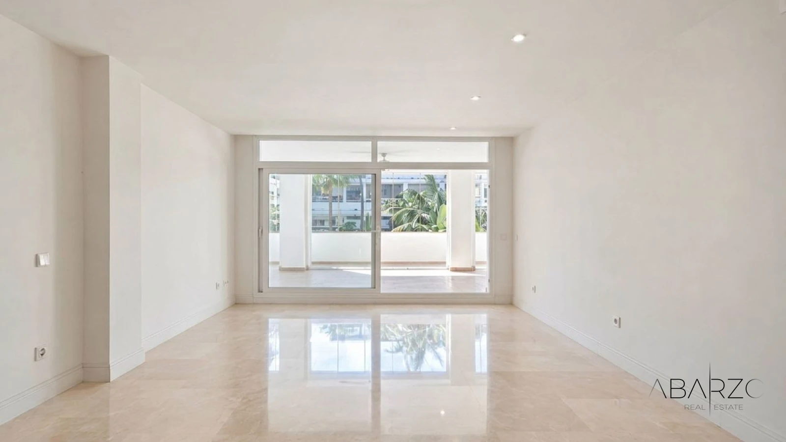 Beachfront Apartment in Las Cañas Beach, Golden Mile, Marbella — interior, Marbella Centro, Marbella (4 of 20)