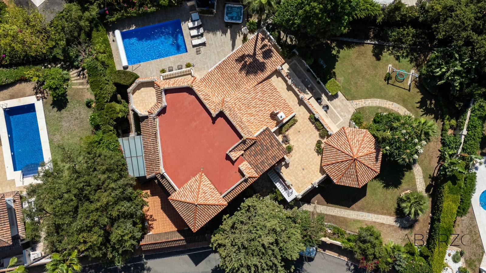 Villa de estilo italiano con vistas al mar y a La Concha en El Rosario, Marbella — interior, Marbella East, Marbella (24 of 49)