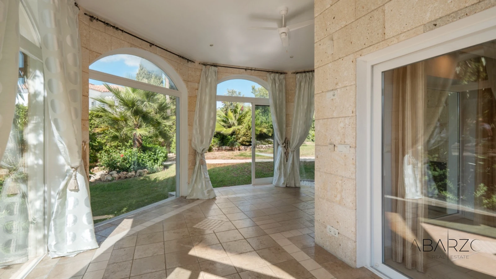 Villa de estilo italiano con vistas al mar y a La Concha en El Rosario, Marbella — interior, Marbella East, Marbella (27 of 49)