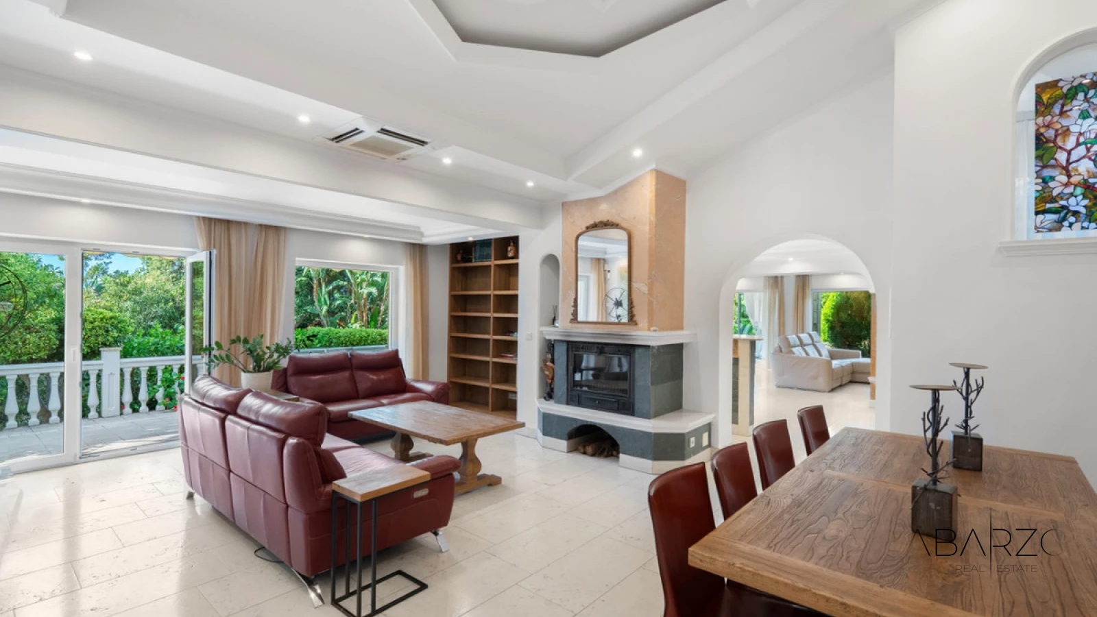 Villa de estilo italiano con vistas al mar y a La Concha en El Rosario, Marbella — interior, Marbella East, Marbella (4 of 49)