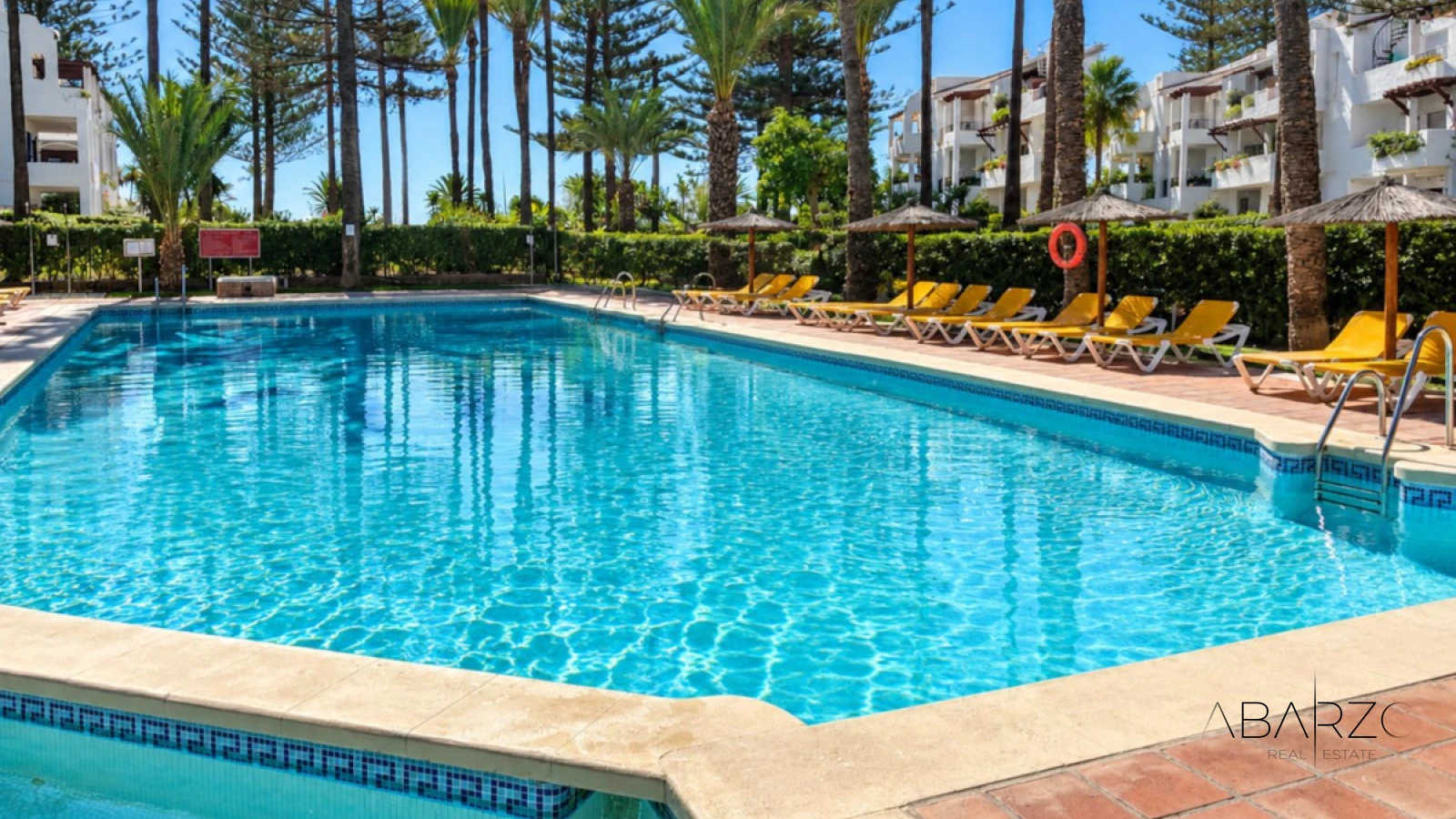 Apartamento reformado en primera línea con dos terrazas en Castiglione, San Pedro de Alcántara, Marbella — interior, Cortijo Blanco, San Pedro de Alcántara (20 of 25)