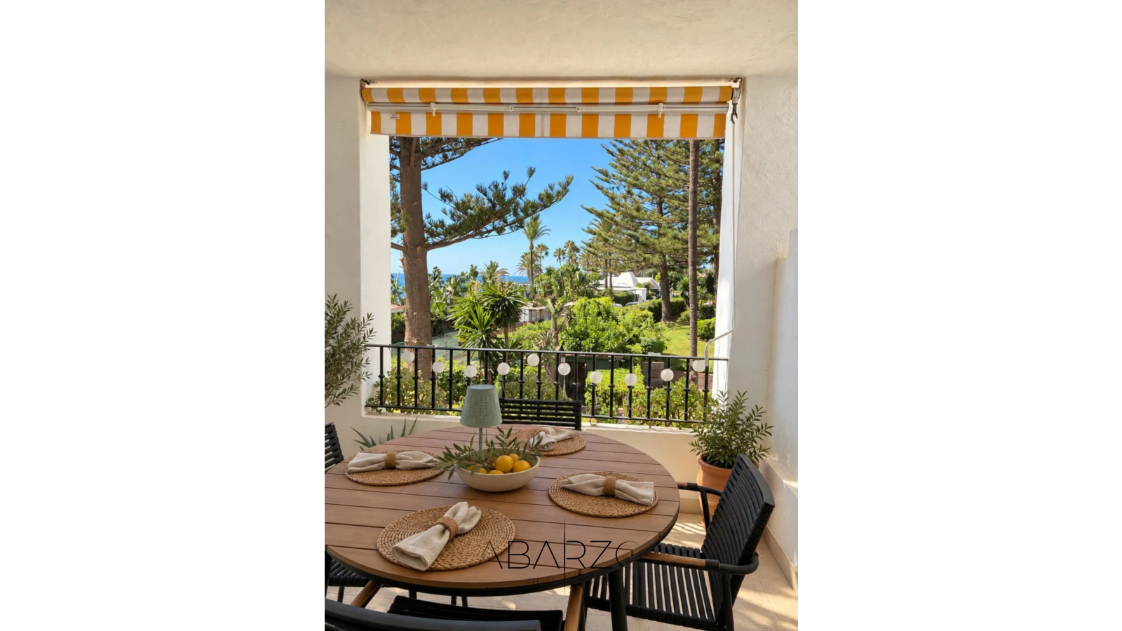 Apartamento reformado en primera línea con dos terrazas en Castiglione, San Pedro de Alcántara, Marbella — interior, Cortijo Blanco, San Pedro de Alcántara (13 of 25)