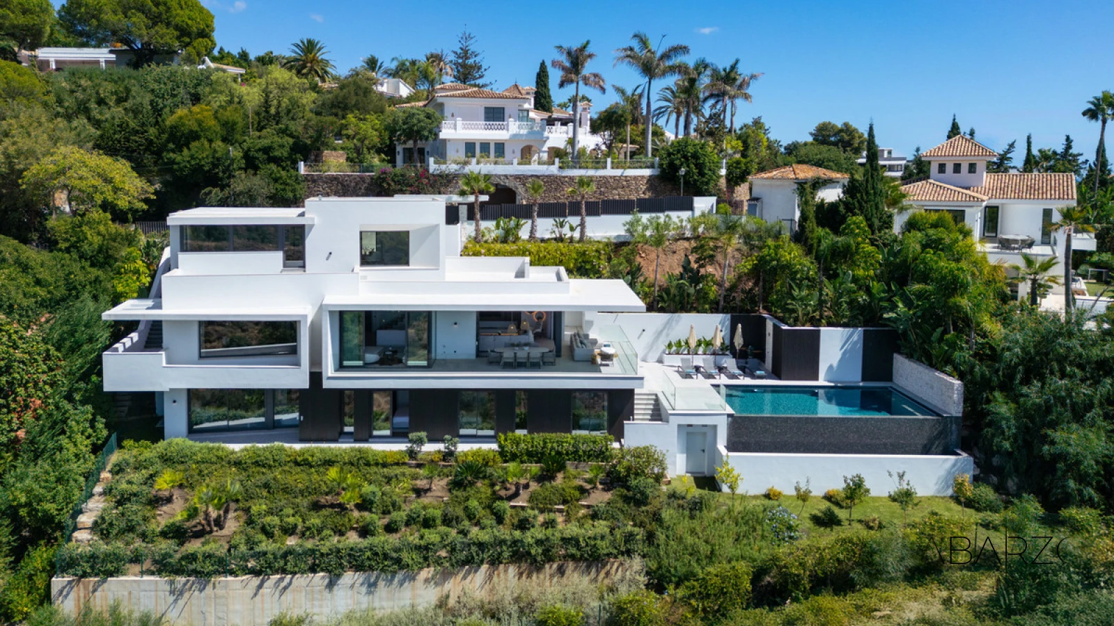Villa Colina Contemporary Villa in El Rosario with Panoramic Sea and Golf Views — interior, Marbella East, Marbella (42 of 44)