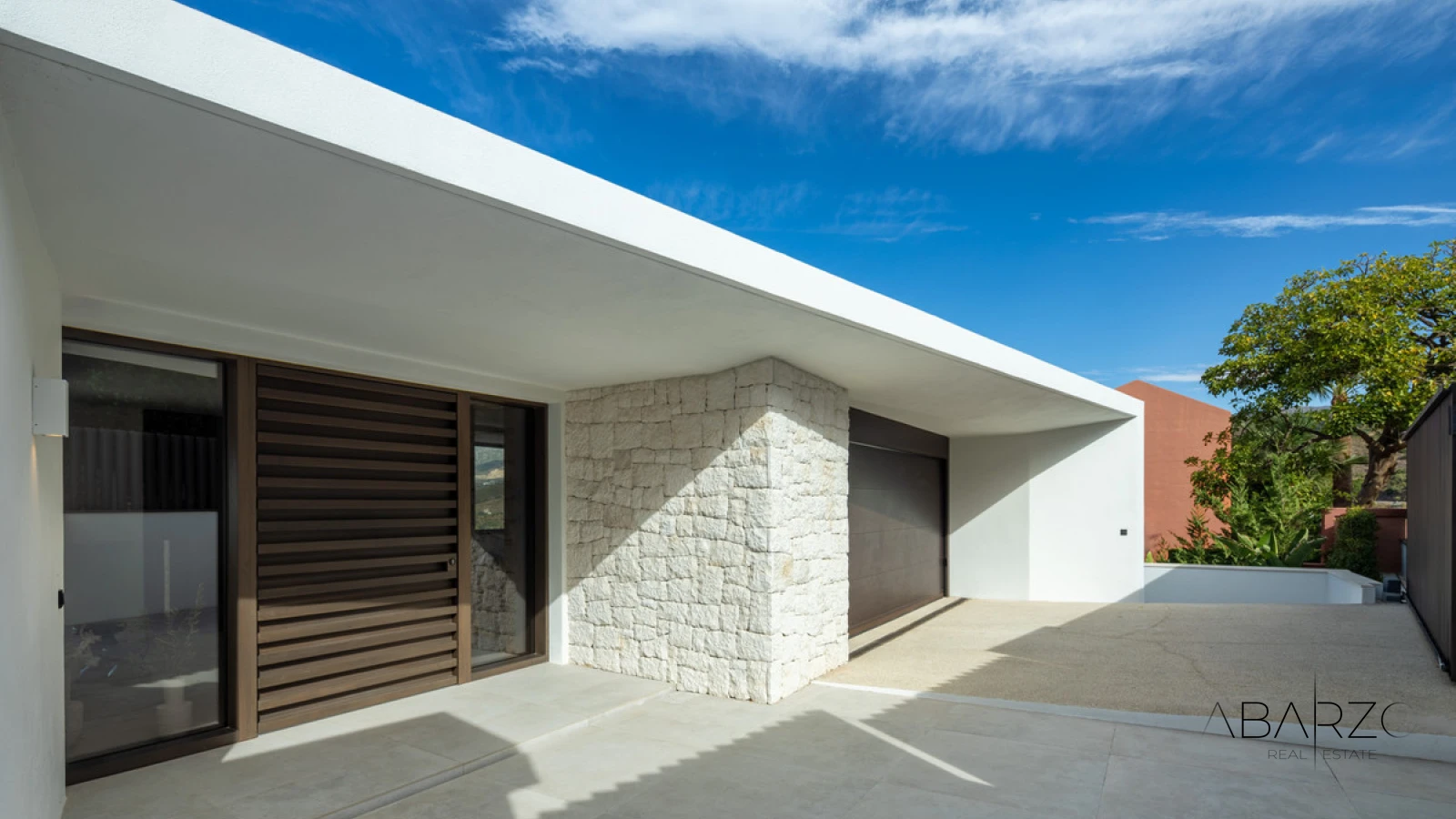 Villa Colina Contemporary Villa in El Rosario with Panoramic Sea and Golf Views — interior, Marbella East, Marbella (23 of 44)