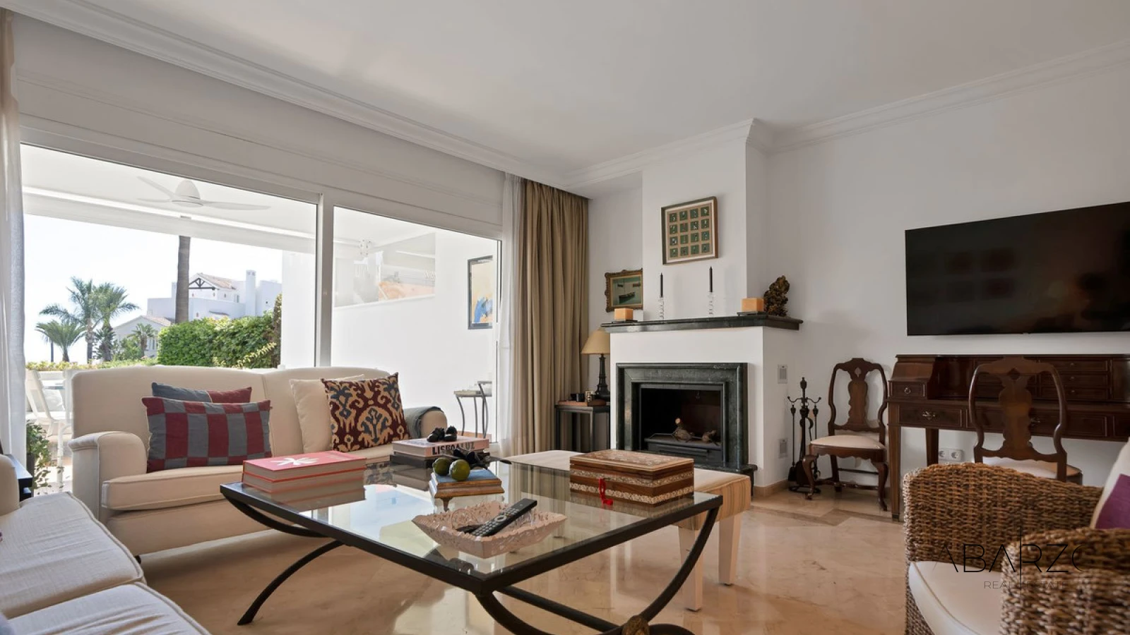 Квартира у моря с частным садом в Los Monteros Palm Beach, Марбелья — interior, Marbella East, Marbella (5 of 49)