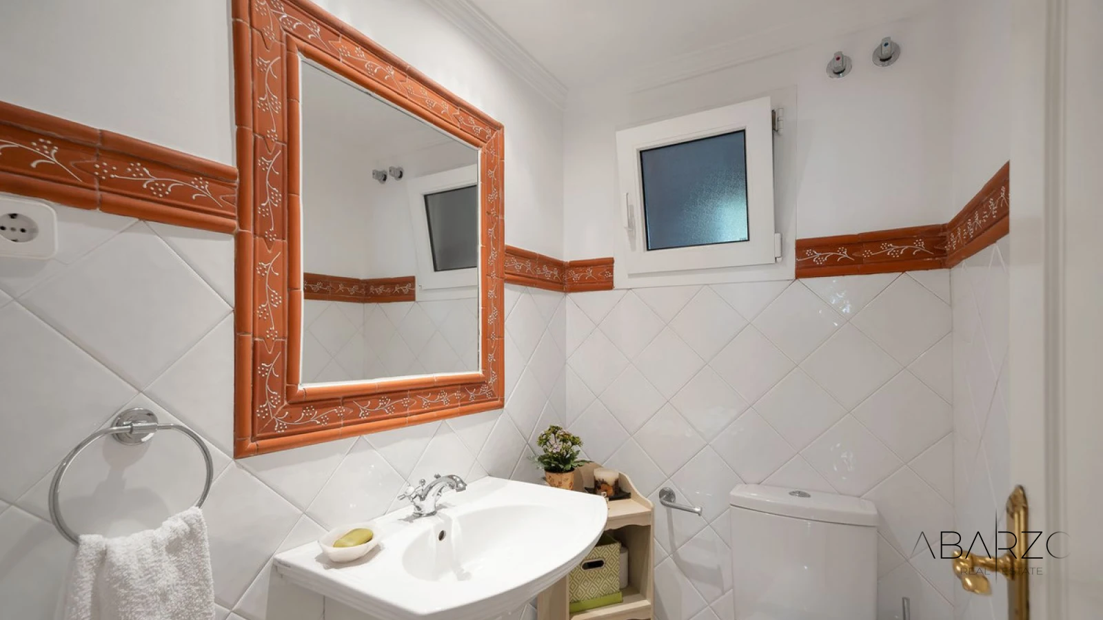 Квартира у моря с частным садом в Los Monteros Palm Beach, Марбелья — interior, Marbella East, Marbella (38 of 49)