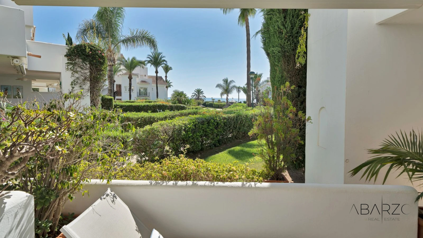 Квартира у моря с частным садом в Los Monteros Palm Beach, Марбелья — interior, Marbella East, Marbella (47 of 49)