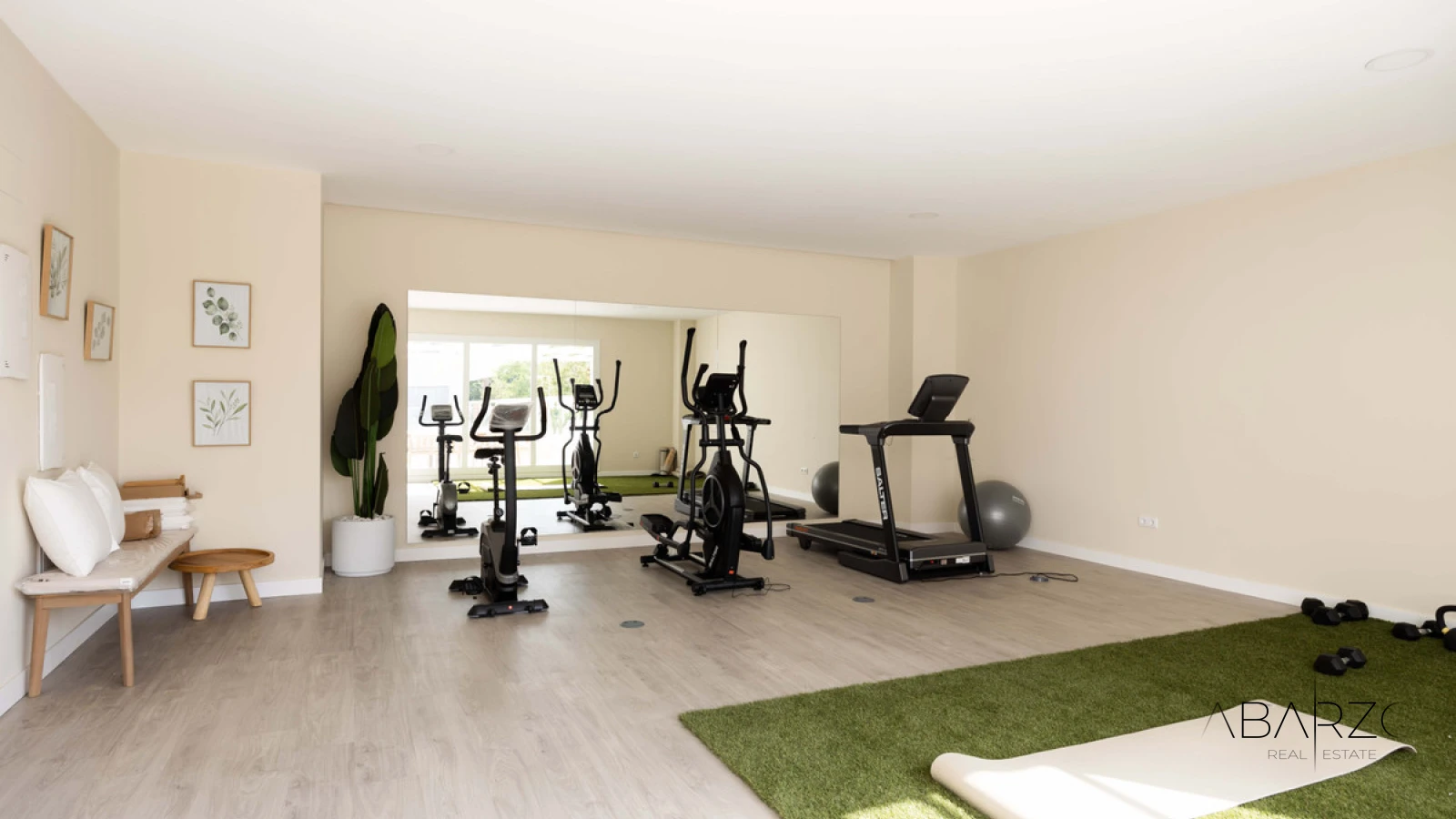 Brand-New Four-Bedroom Penthouse in La Campana, Nueva Andalucía, Marbella — interior, Nueva Andalucía, Marbella (27 of 40)