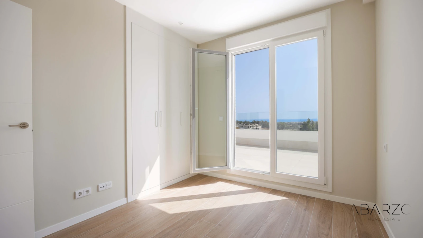 Brand-New Four-Bedroom Penthouse in La Campana, Nueva Andalucía, Marbella — interior, Nueva Andalucía, Marbella (15 of 40)