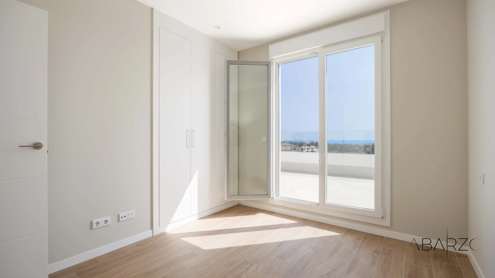 Brand-New Four-Bedroom Penthouse in La Campana, Nueva Andalucía, Marbella — interior, Nueva Andalucía, Marbella (17 of 40)