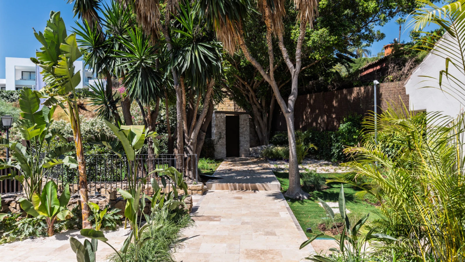 Villa in Nueva Andalucía with Golf Valley Views — interior, Nueva Andalucía, Marbella (11 of 49)