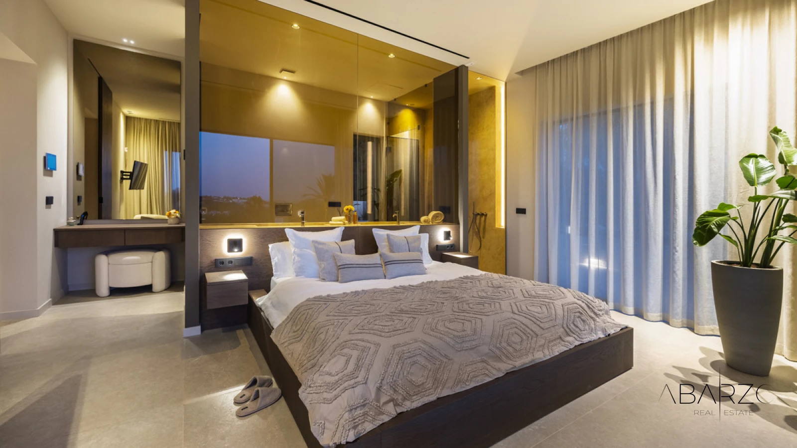 Villa in Nueva Andalucía with Golf Valley Views — interior, Nueva Andalucía, Marbella (47 of 49)