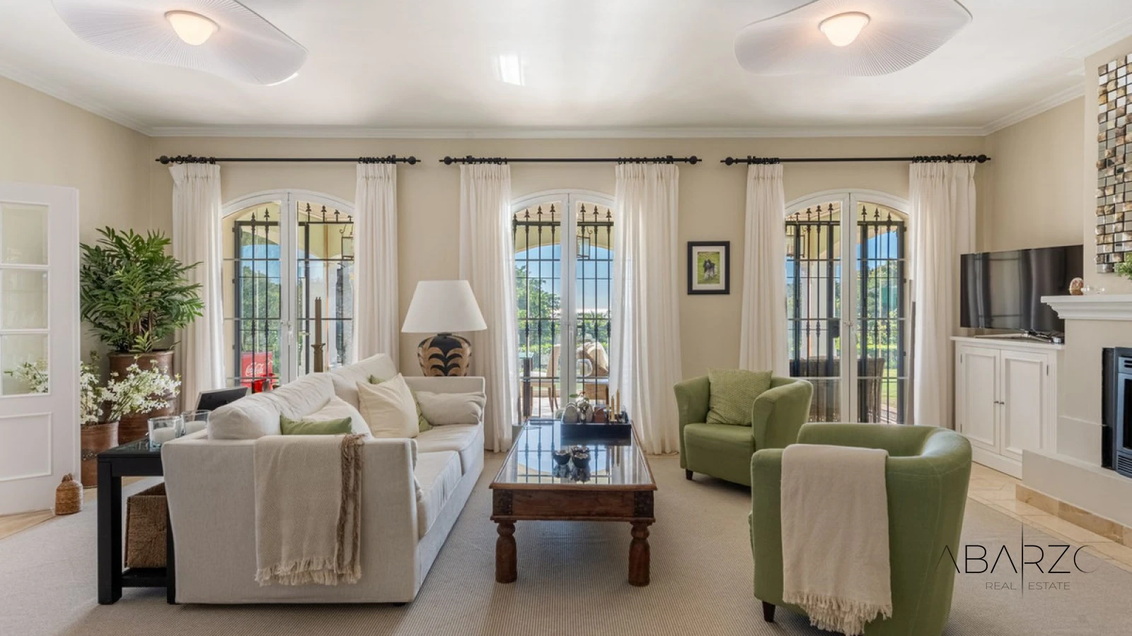 Classic Andalusian Luxury Villa in Marbella's Vega del Colorado with Sea Views — interior, La Quinta, Benahavís (6 of 49)