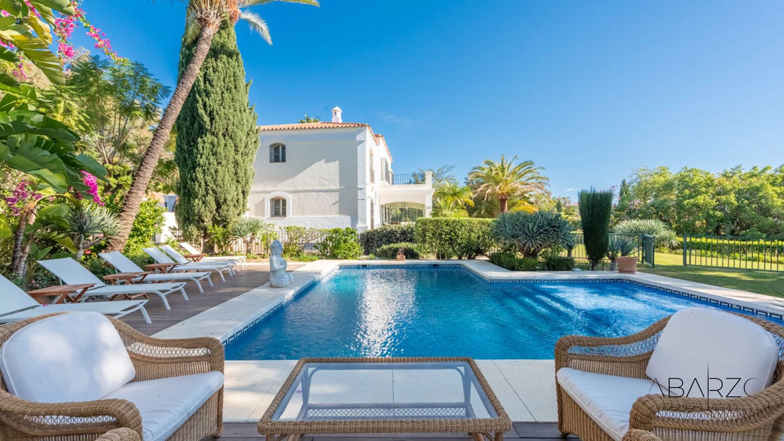 Classic Andalusian Luxury Villa in Marbella's Vega del Colorado with Sea Views — interior, La Quinta, Benahavís (39 of 49)