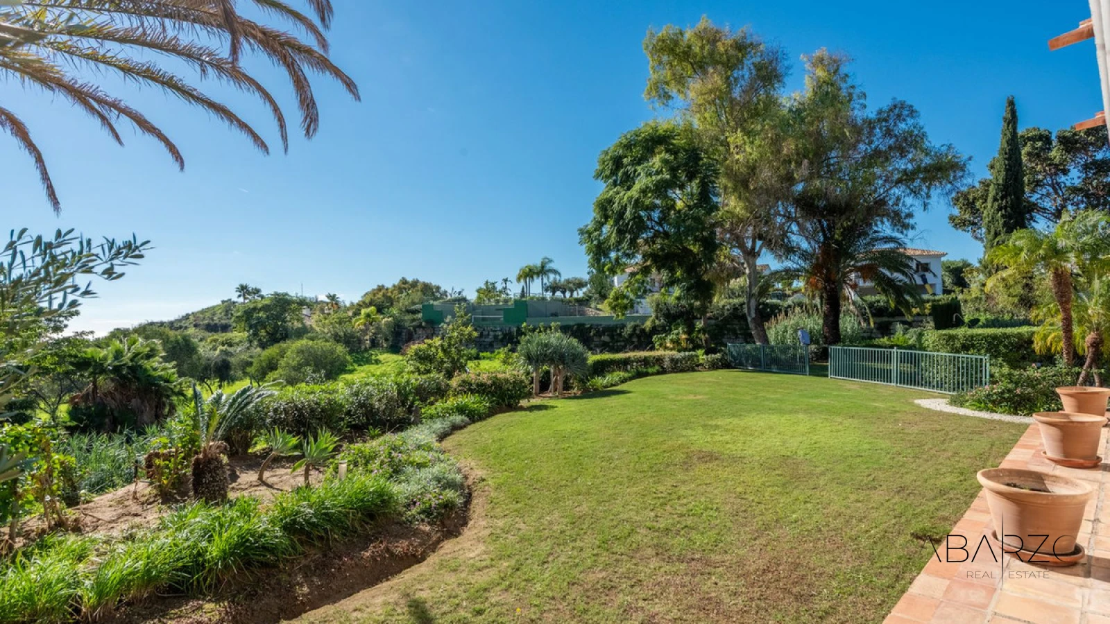 Classic Andalusian Luxury Villa in Marbella's Vega del Colorado with Sea Views — interior, La Quinta, Benahavís (30 of 49)