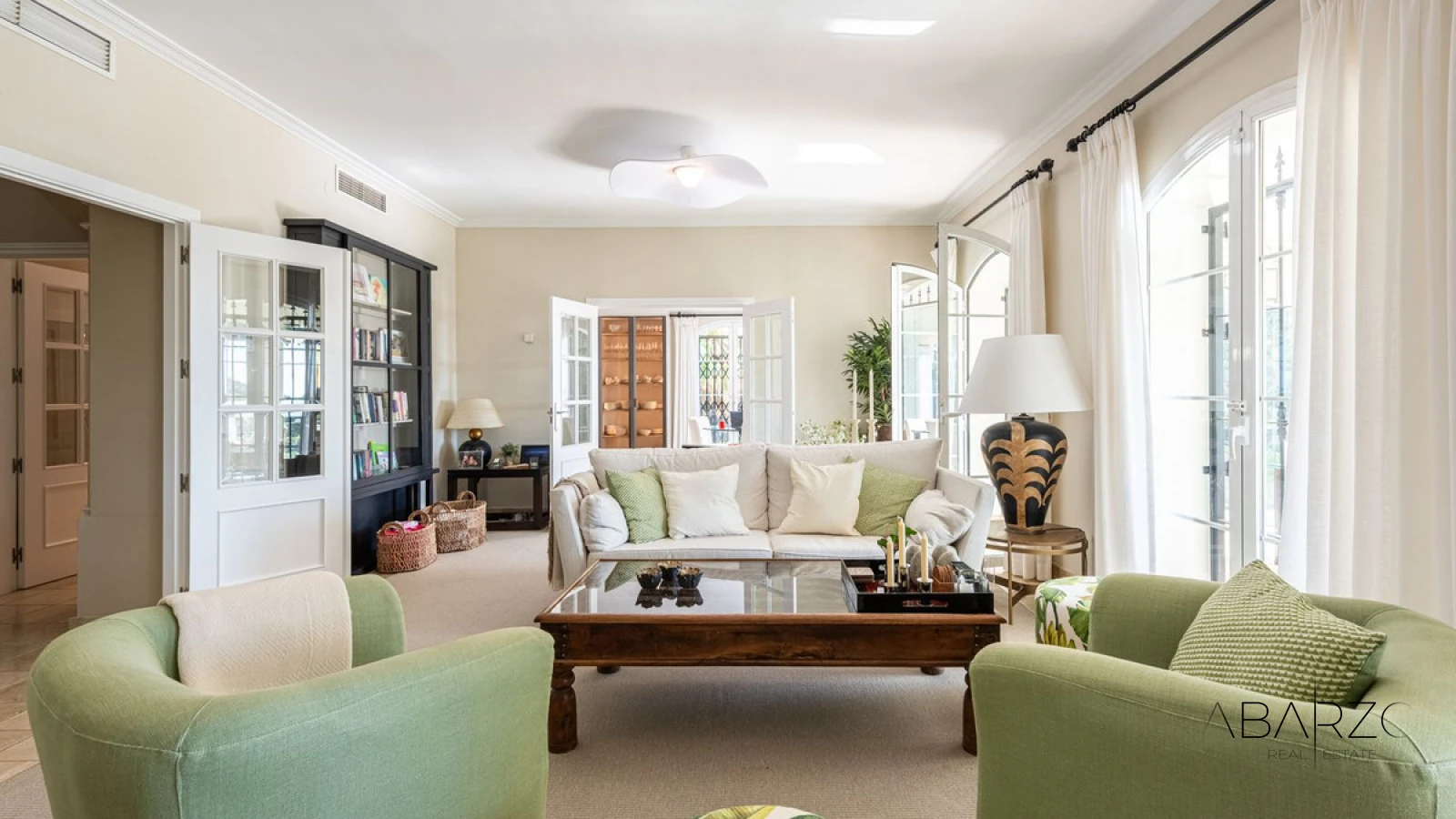 Classic Andalusian Luxury Villa in Marbella's Vega del Colorado with Sea Views — interior, La Quinta, Benahavís (7 of 49)