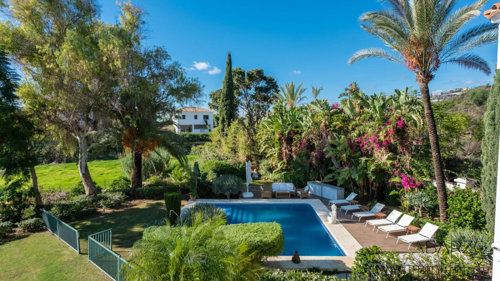 Classic Andalusian Luxury Villa in Marbella's Vega del Colorado with Sea Views — interior, La Quinta, Benahavís (33 of 49)