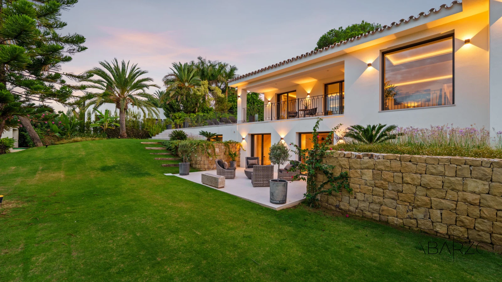 Luxury Villa Brisas 12 with Panoramic Views and Scandinavian Design — interior, Nueva Andalucía, Marbella (41 of 46)