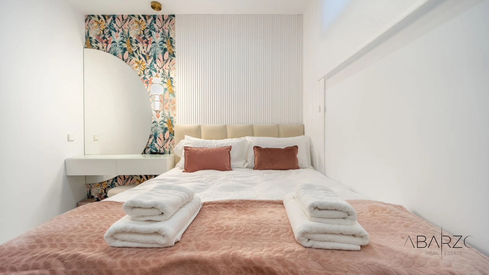 Key Ready Designer Villa in Elviria with Private Heated Pool and Prime Location — interior, Marbella East, Marbella (32 of 49)