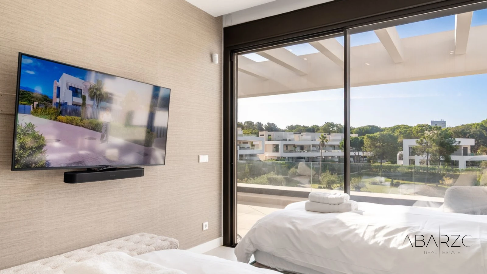 Key Ready Designer Villa in Elviria with Private Heated Pool and Prime Location — interior, Marbella East, Marbella (21 of 49)