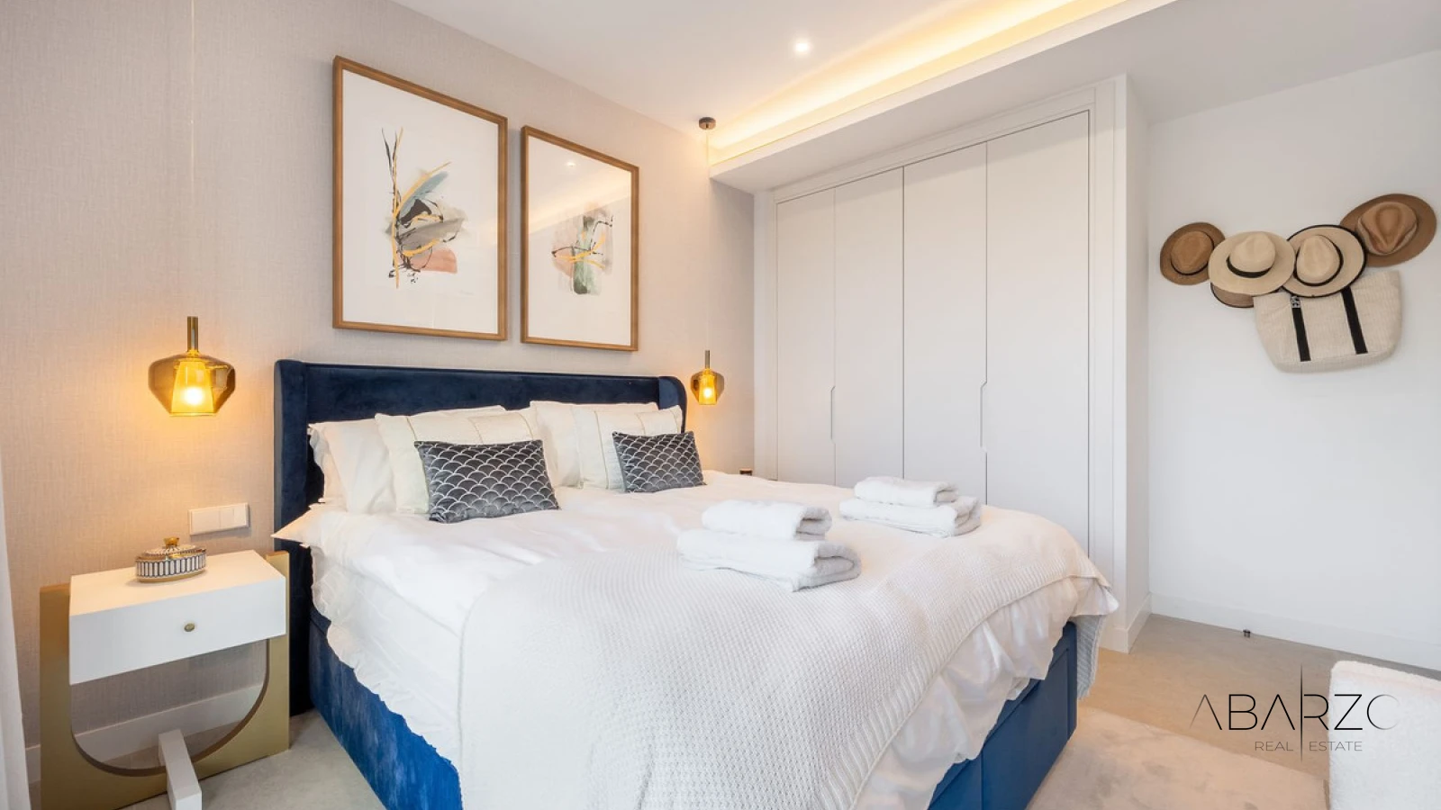 Key Ready Designer Villa in Elviria with Private Heated Pool and Prime Location — interior, Marbella East, Marbella (44 of 49)
