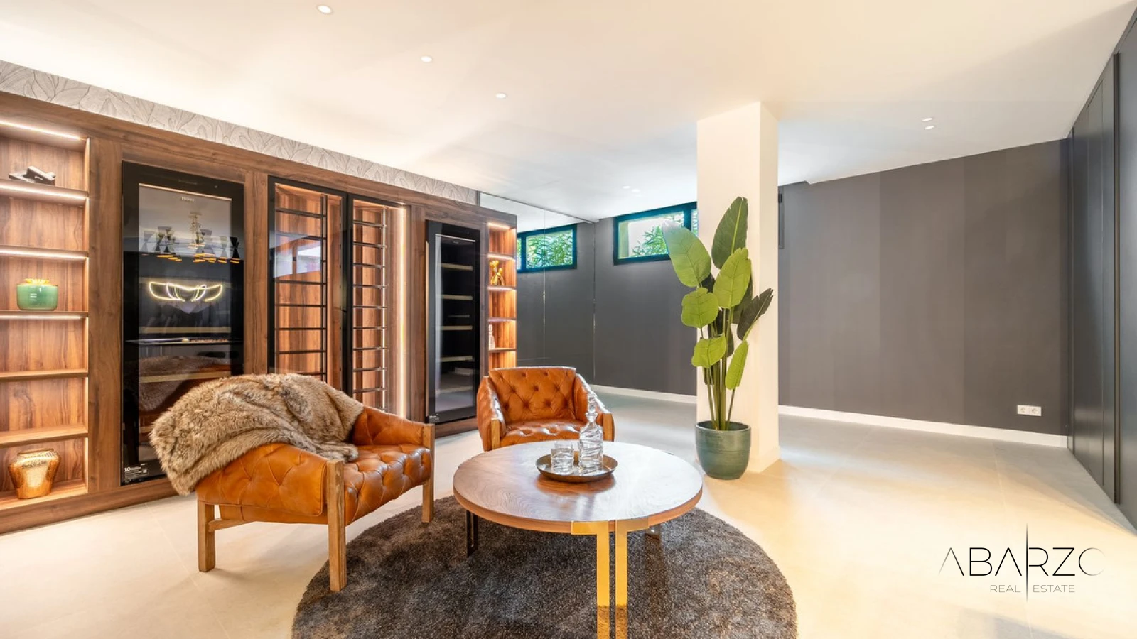 Key Ready Designer Villa in Elviria with Private Heated Pool and Prime Location — interior, Marbella East, Marbella (40 of 49)
