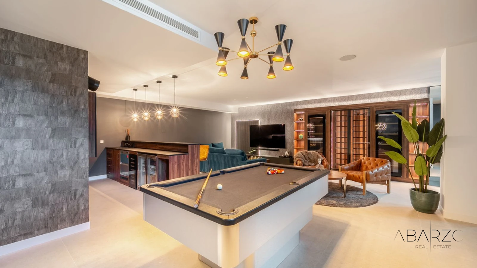 Key Ready Designer Villa in Elviria with Private Heated Pool and Prime Location — interior, Marbella East, Marbella (36 of 49)
