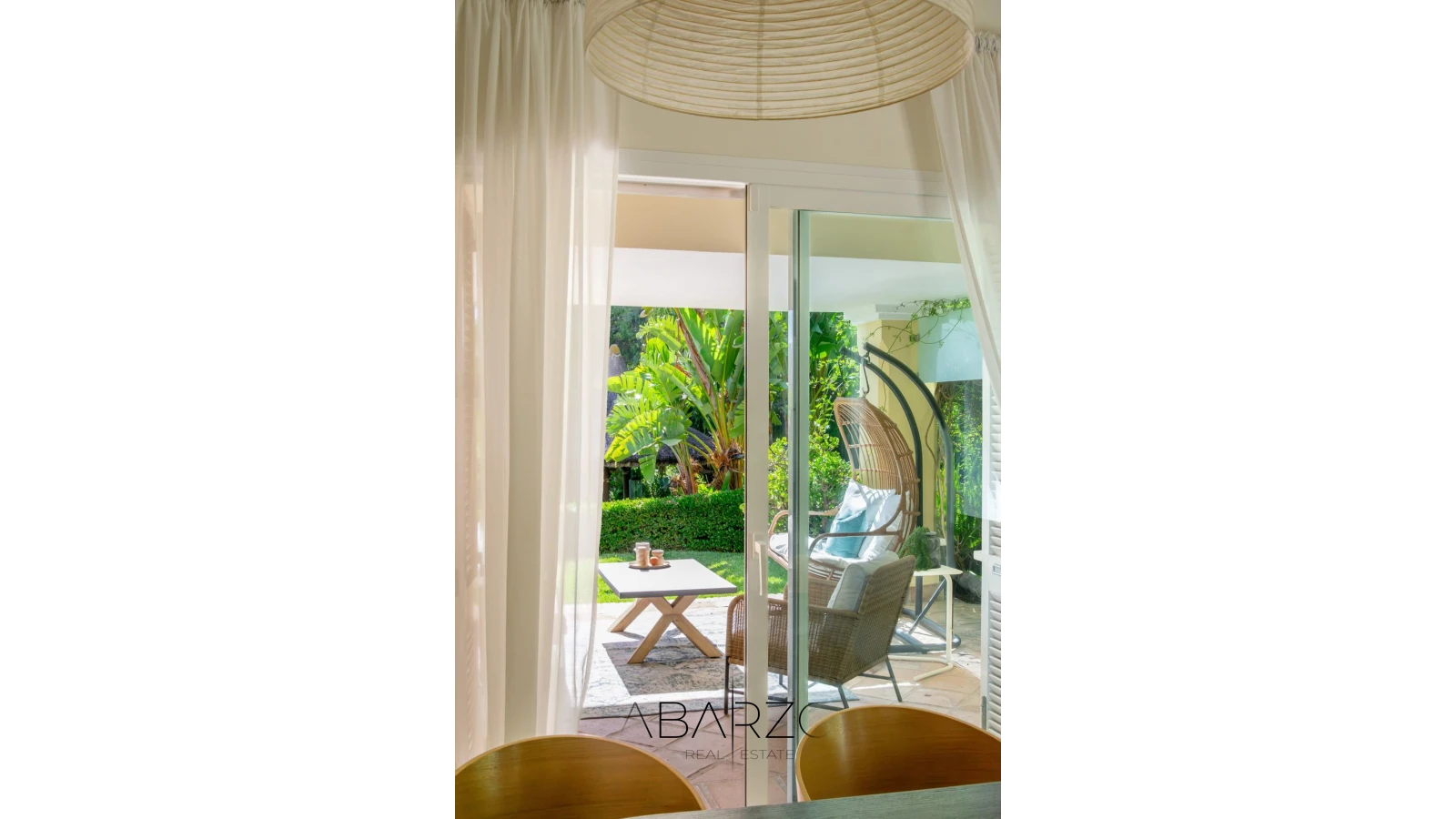 Villa with Garden and Expansion Potential in Los Almendros, Benahavís — interior, Los Arqueros, Benahavís (21 of 27)