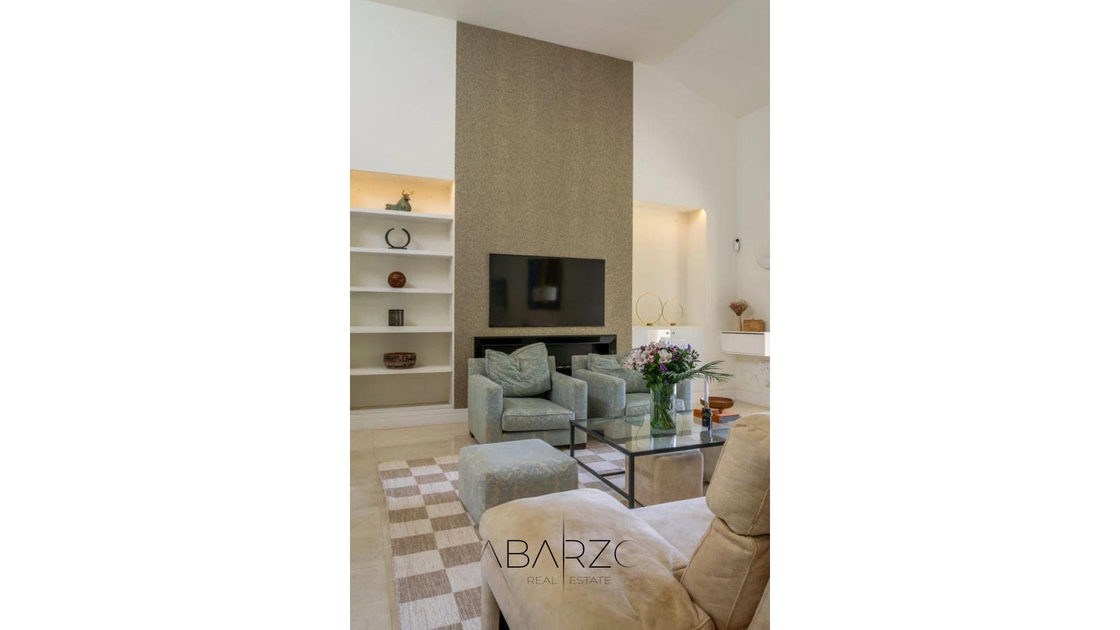 Villa with Garden and Expansion Potential in Los Almendros, Benahavís — interior, Los Arqueros, Benahavís (9 of 27)