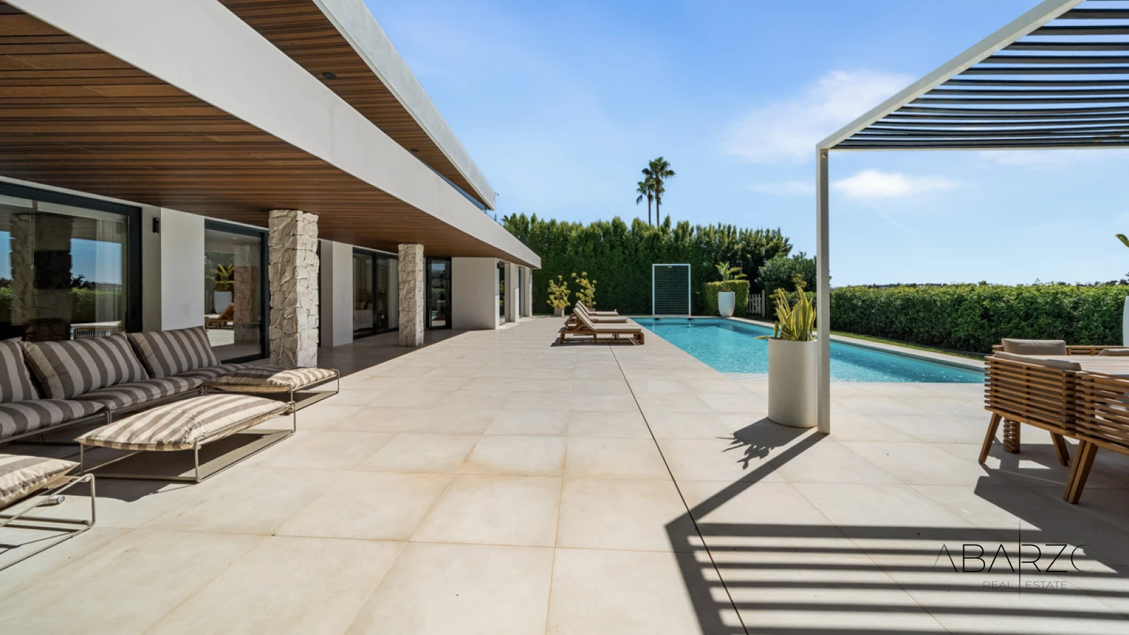 Villa in Nueva Andalucía with Frontline Golf and Infinity Pool — interior, Nueva Andalucía, Marbella (37 of 49)