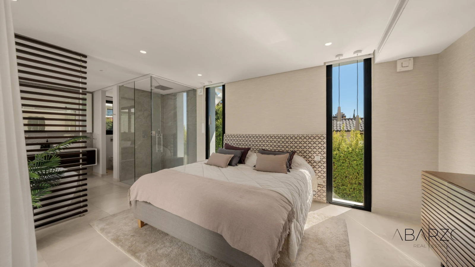 Villa in Nueva Andalucía with Frontline Golf and Infinity Pool — interior, Nueva Andalucía, Marbella (18 of 49)
