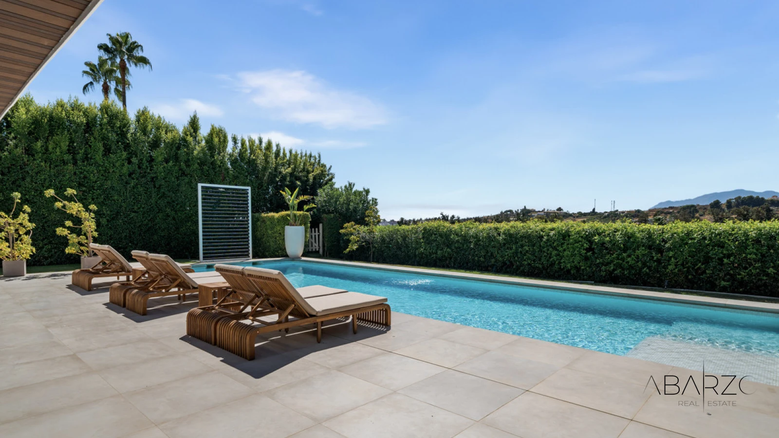 Villa in Nueva Andalucía with Frontline Golf and Infinity Pool — interior, Nueva Andalucía, Marbella (46 of 49)