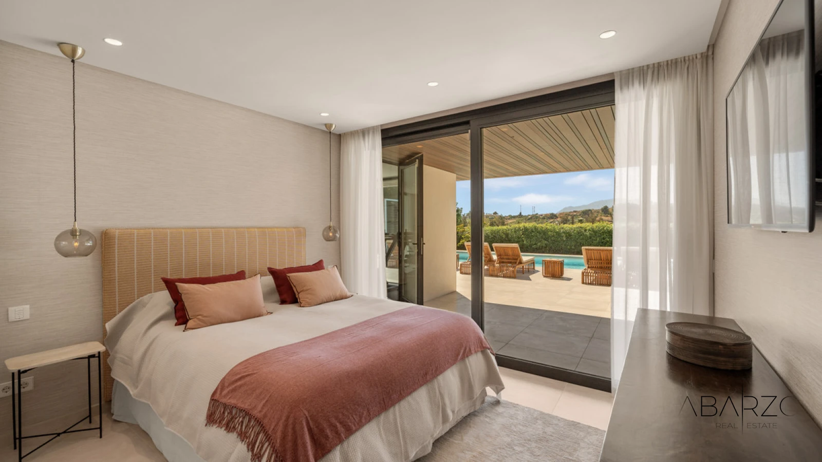 Villa in Nueva Andalucía with Frontline Golf and Infinity Pool — interior, Nueva Andalucía, Marbella (35 of 49)