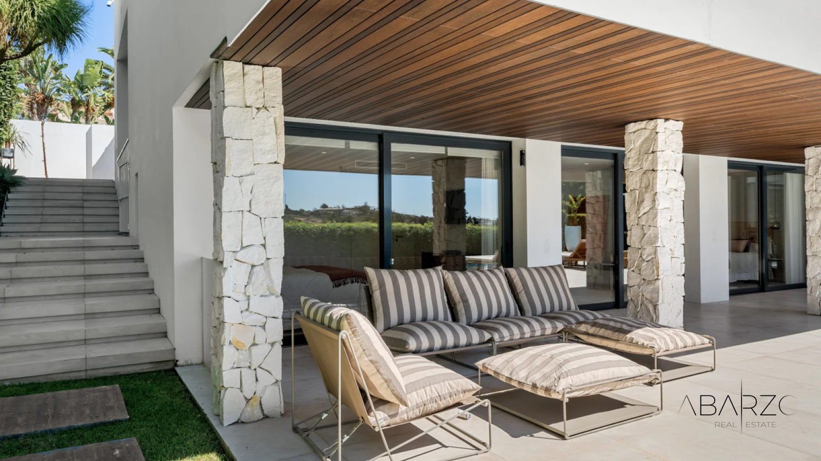 Villa in Nueva Andalucía with Frontline Golf and Infinity Pool — interior, Nueva Andalucía, Marbella (38 of 49)