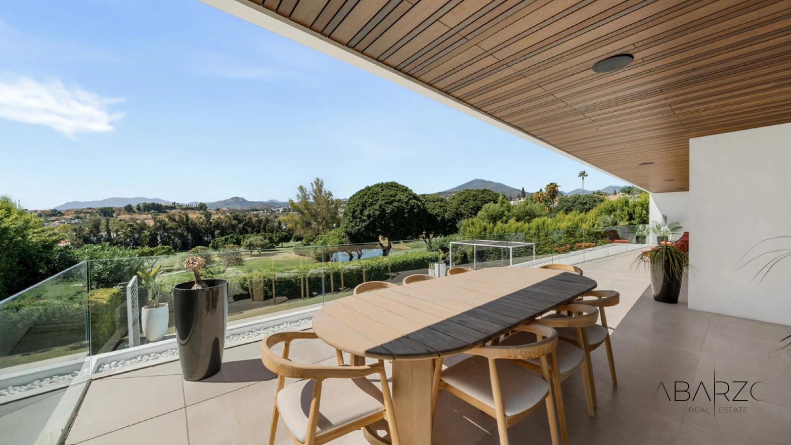 Villa in Nueva Andalucía with Frontline Golf and Infinity Pool — interior, Nueva Andalucía, Marbella (47 of 49)