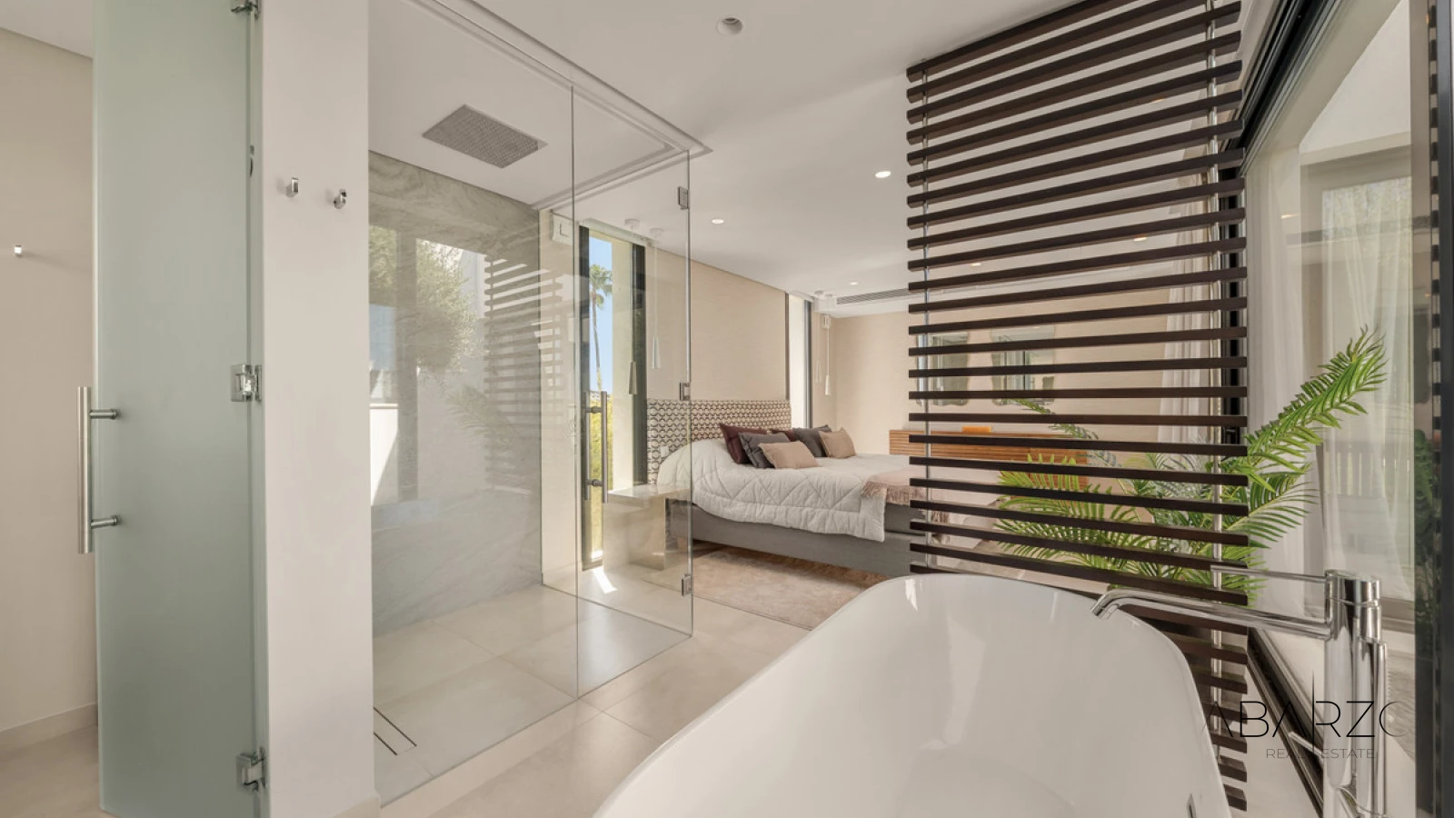 Villa in Nueva Andalucía with Frontline Golf and Infinity Pool — interior, Nueva Andalucía, Marbella (23 of 49)