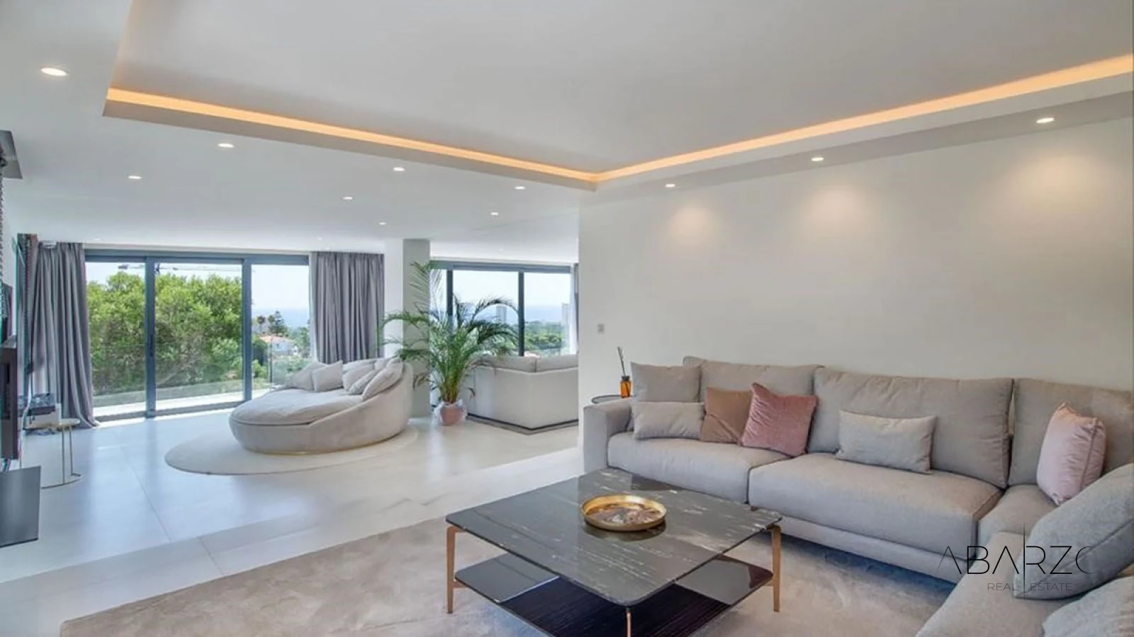 Luxurious Villa with Panoramic Views in Elviria, Marbella — interior, Marbella East, Marbella (7 of 30)