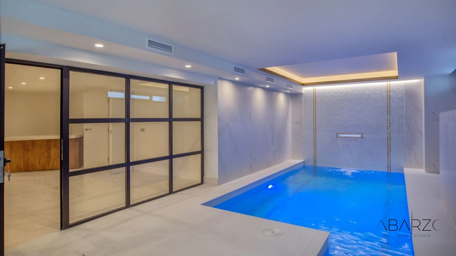 Luxurious Villa with Panoramic Views in Elviria, Marbella — interior, Marbella East, Marbella (23 of 30)
