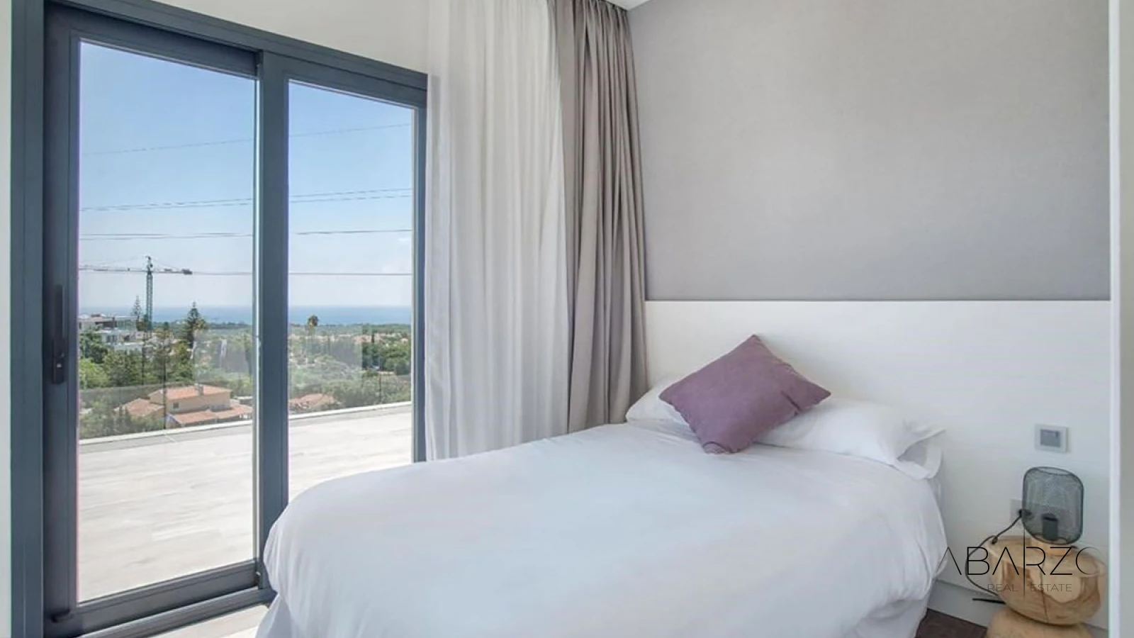 Luxurious Villa with Panoramic Views in Elviria, Marbella — interior, Marbella East, Marbella (19 of 30)