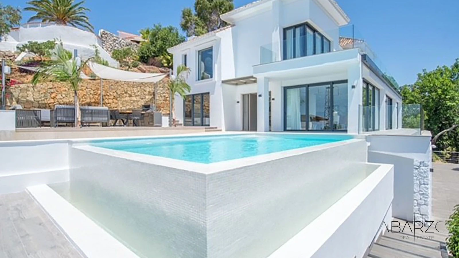 Luxurious Villa with Panoramic Views in Elviria, Marbella — interior, Marbella East, Marbella (2 of 30)