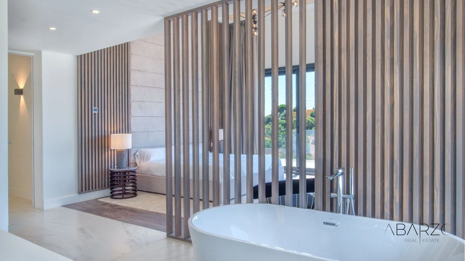Luxurious Villa with Panoramic Views in Elviria, Marbella — interior, Marbella East, Marbella (21 of 30)