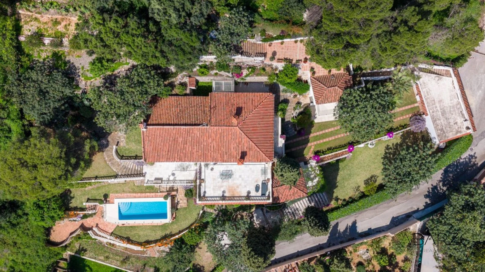 Exceptional 5-Bedroom Villa with Panoramic Sea Views in Marbella's La Montua — interior, Marbella (21 of 21)