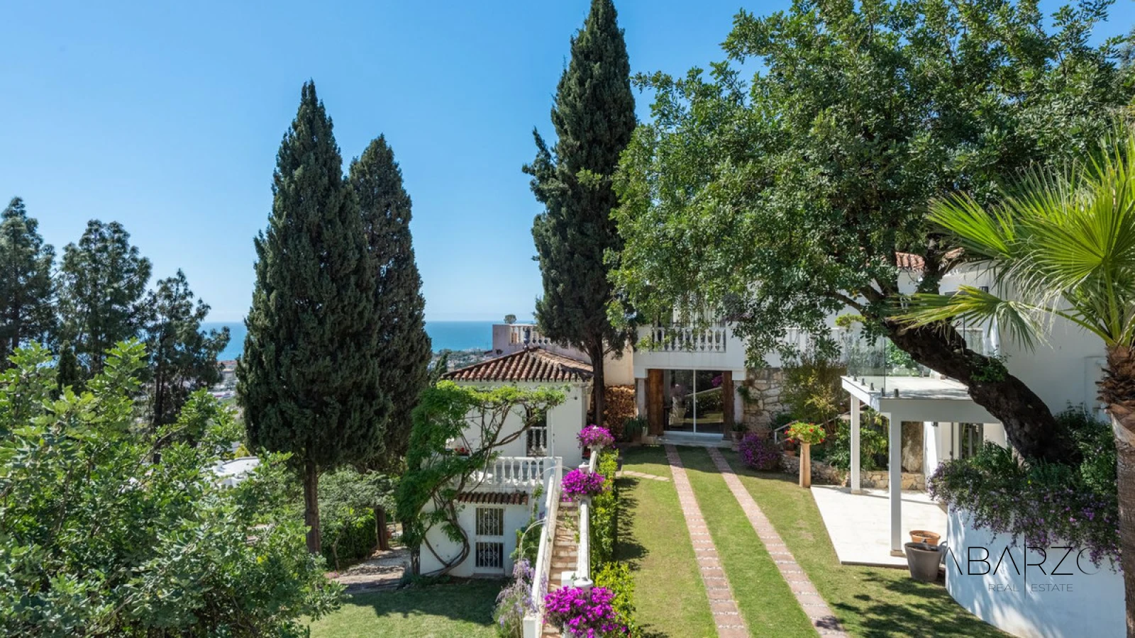 Exceptional 5-Bedroom Villa with Panoramic Sea Views in Marbella's La Montua — interior, Marbella (11 of 21)
