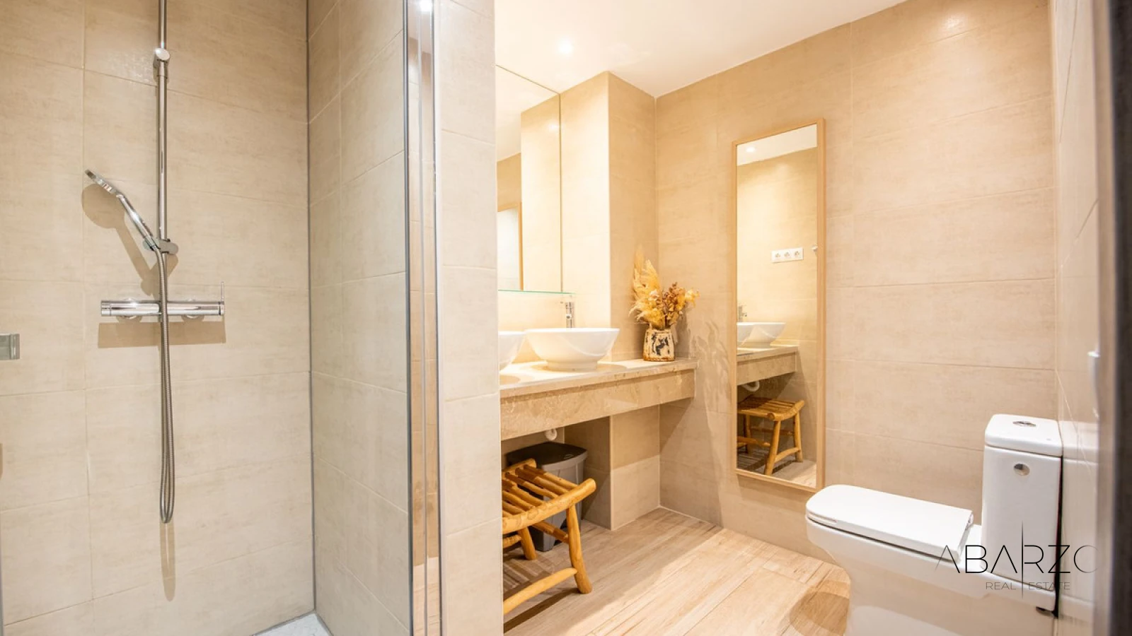 Remodelled Corner Garden Apartment in Cumbres del Rodeo, Marbella — interior, Nueva Andalucía, Marbella (9 of 15)