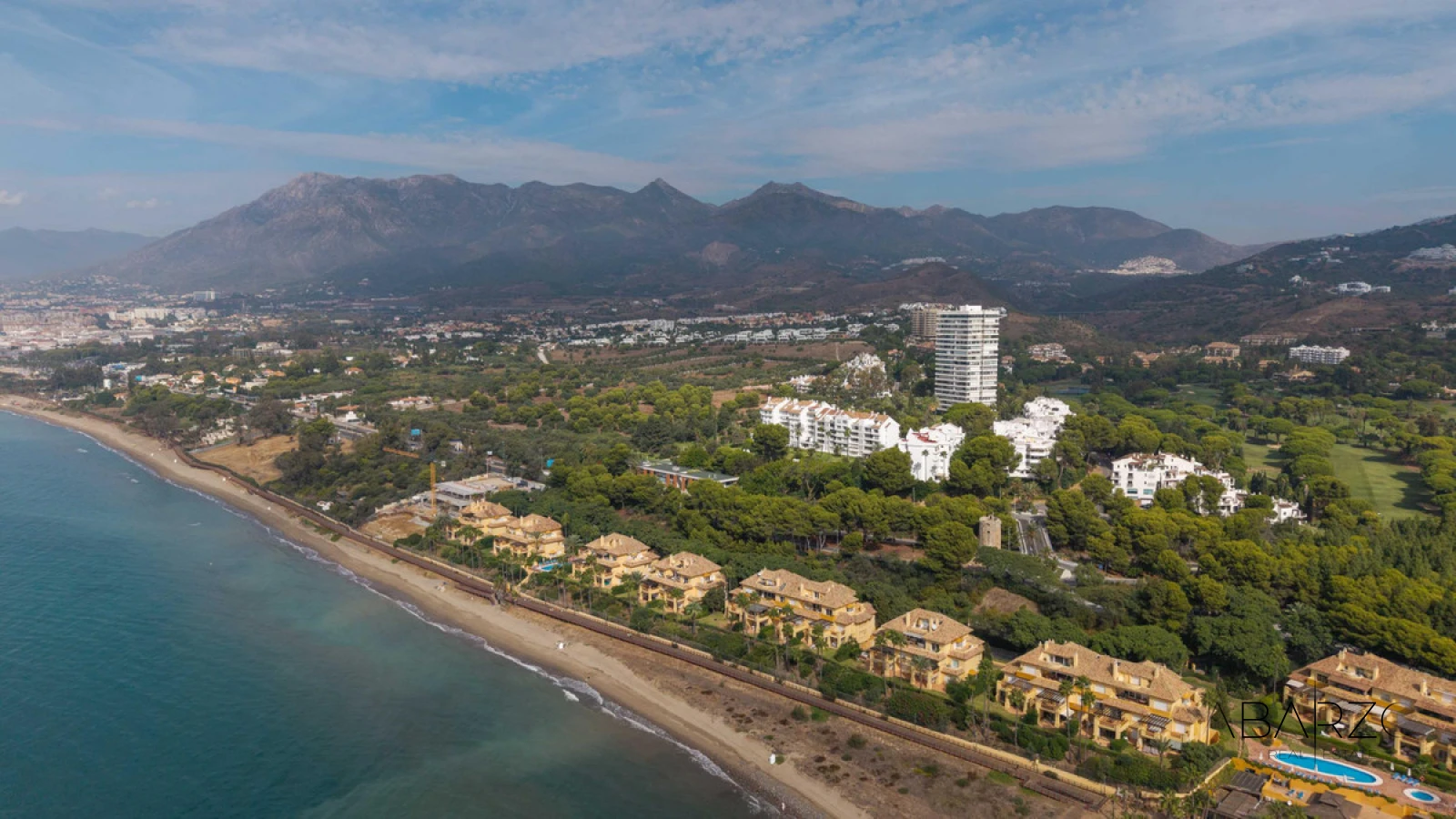 Three-Bedroom Apartment in a Garden Setting, Río Real, Marbella — interior, Marbella East, Marbella (13 of 30)
